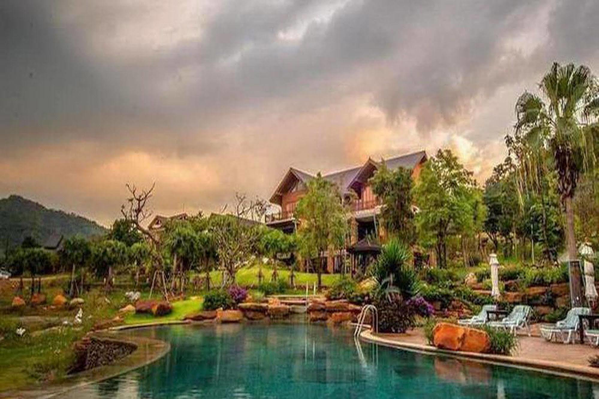 Phayayen Patravana Resort מראה חיצוני תמונה